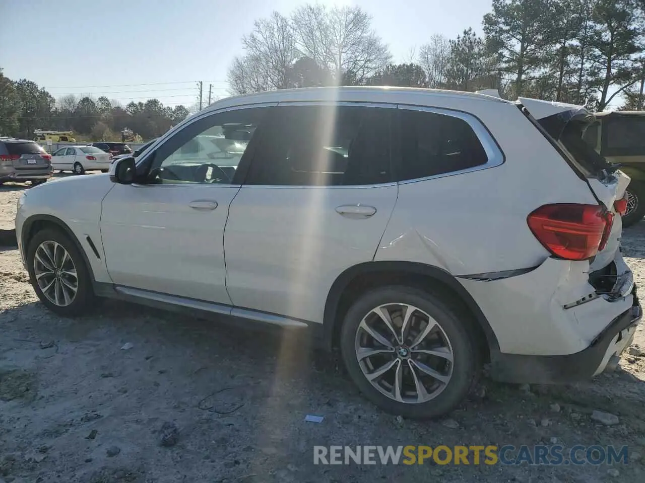 2 Фотография поврежденного автомобиля 5UXTR7C53KLF31182 BMW X3 2019