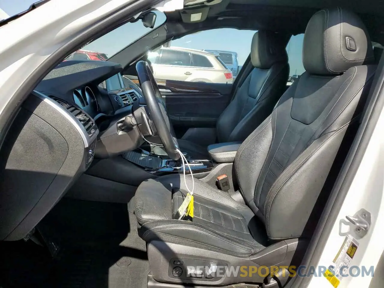 7 Photograph of a damaged car 5UXTR7C54KLF31126 BMW X3 2019