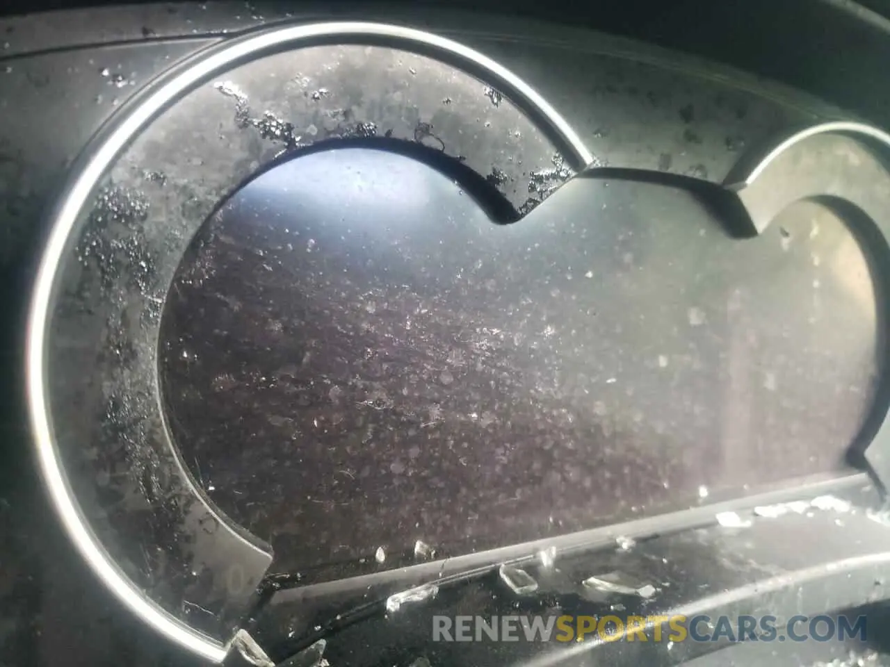 8 Photograph of a damaged car 5UXTR7C54KLF32115 BMW X3 2019