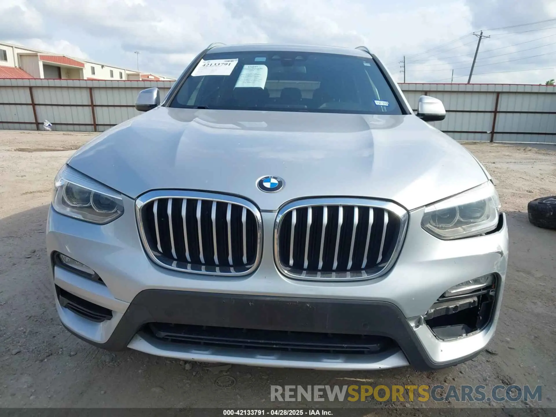 12 Фотография поврежденного автомобиля 5UXTR7C54KLR52907 BMW X3 2019