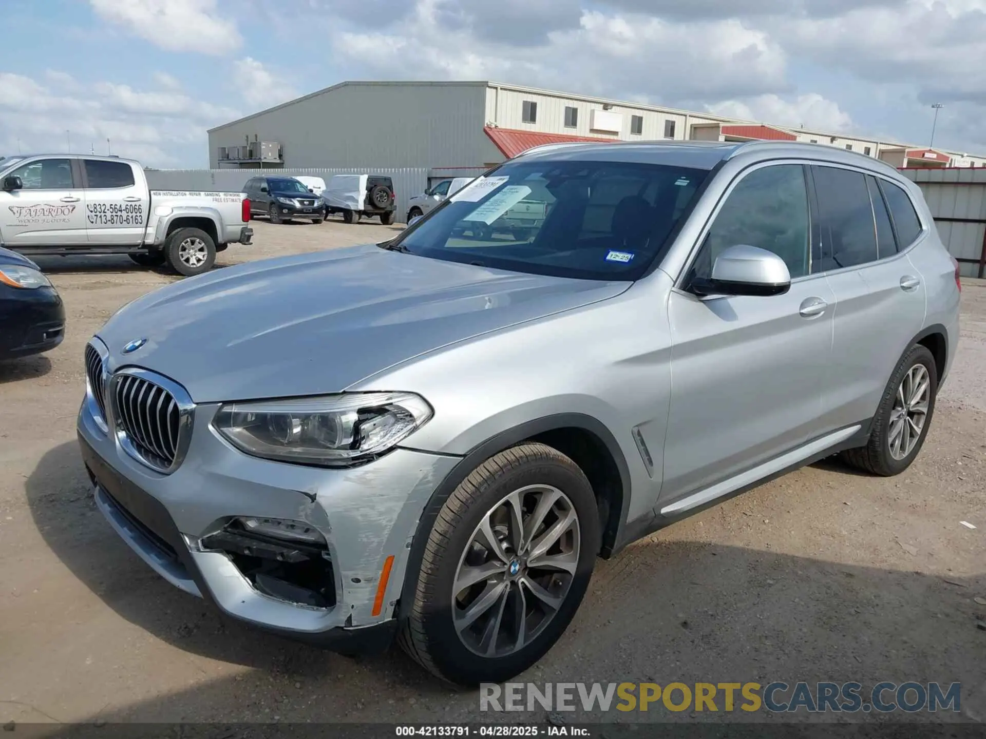 2 Фотография поврежденного автомобиля 5UXTR7C54KLR52907 BMW X3 2019