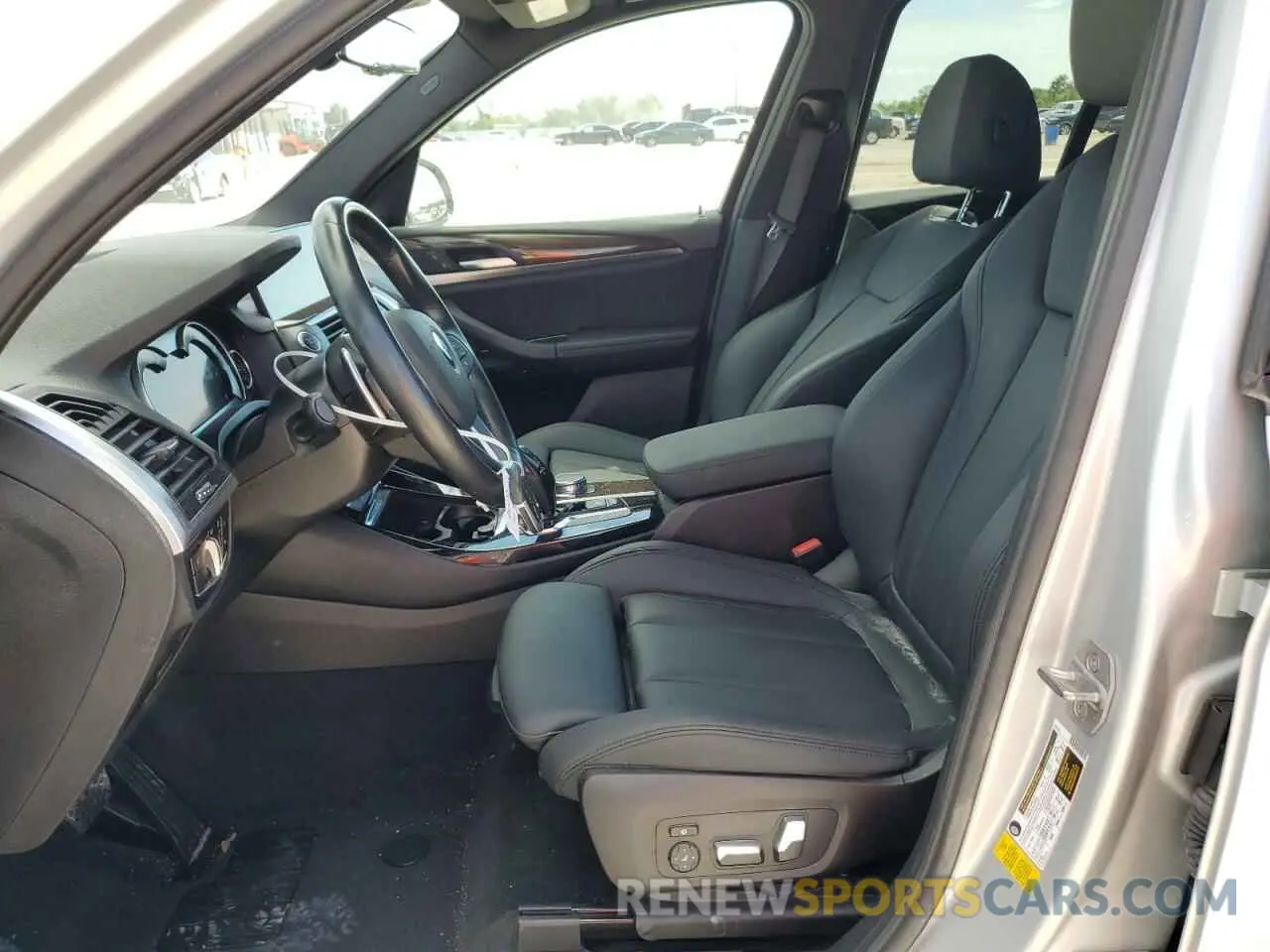 7 Photograph of a damaged car 5UXTR7C55KLE88559 BMW X3 2019