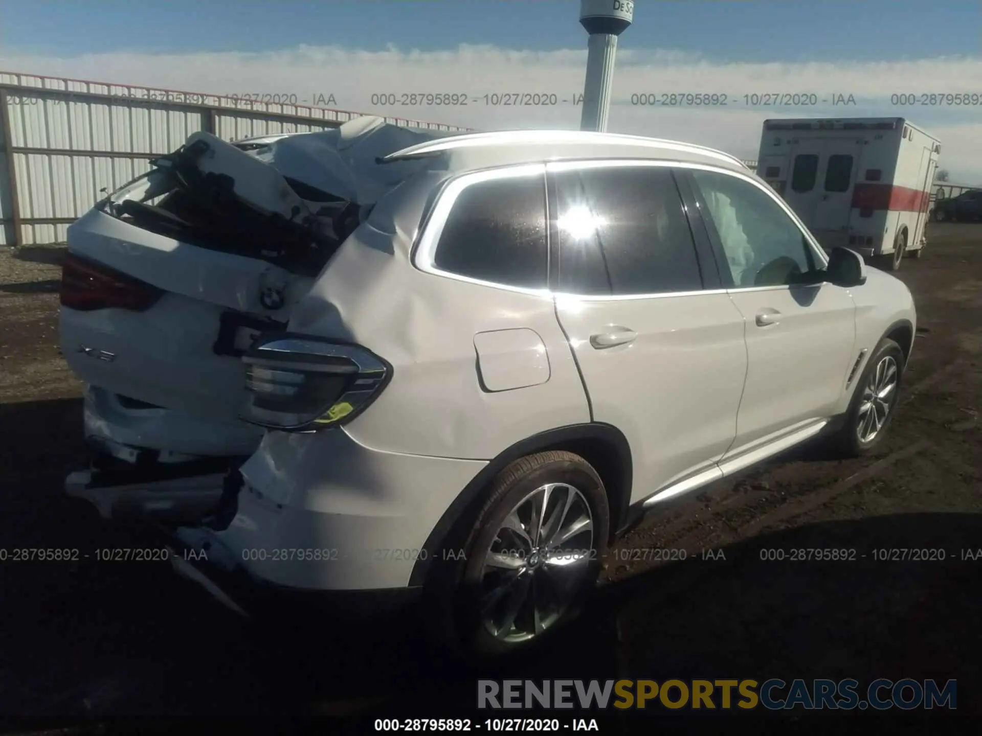 4 Photograph of a damaged car 5UXTR7C55KLE94331 BMW X3 2019