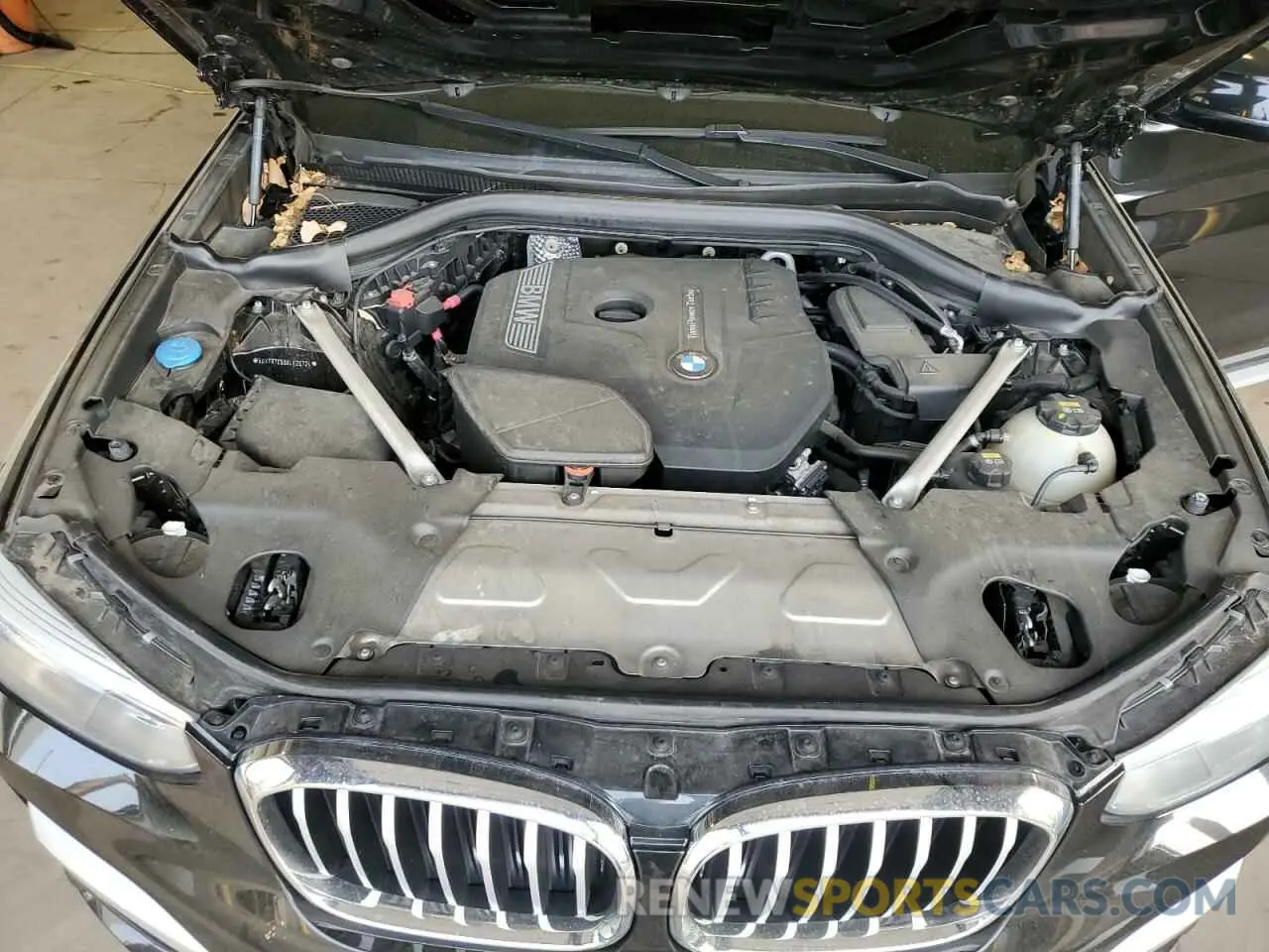 11 Photograph of a damaged car 5UXTR7C55KLF25724 BMW X3 2019