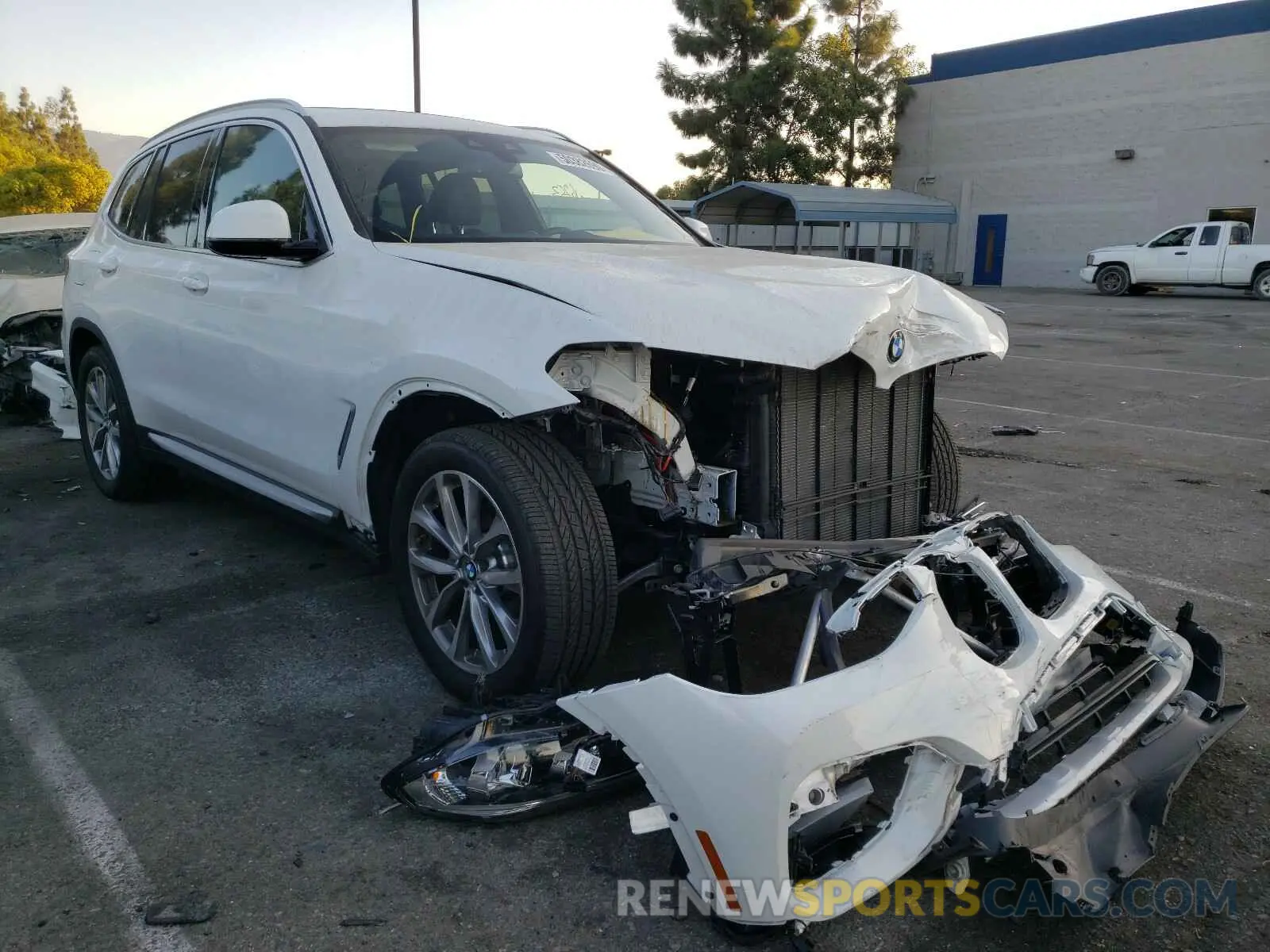 1 Фотография поврежденного автомобиля 5UXTR7C55KLR45755 BMW X3 2019
