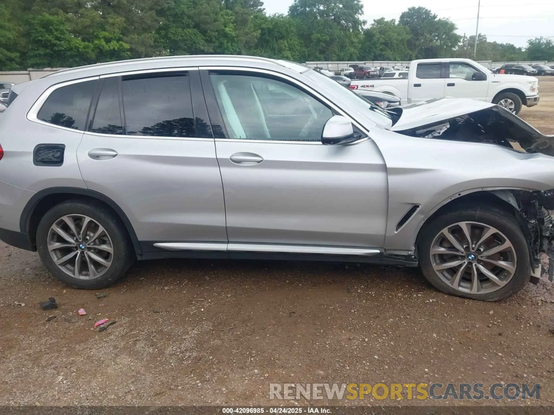 14 Фотография поврежденного автомобиля 5UXTR7C55KLR47196 BMW X3 2019