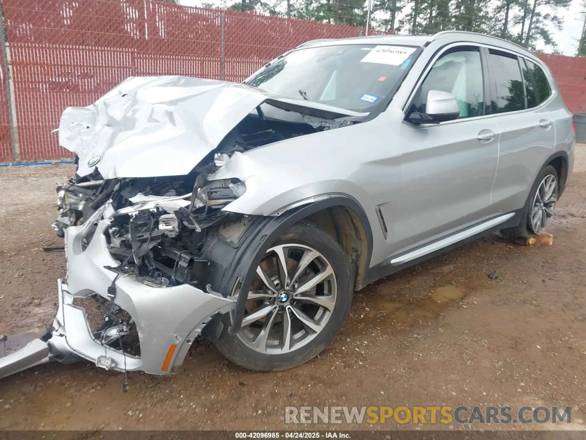 2 Фотография поврежденного автомобиля 5UXTR7C55KLR47196 BMW X3 2019