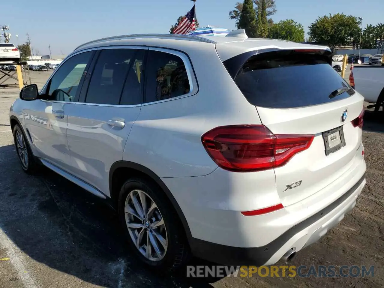2 Фотография поврежденного автомобиля 5UXTR7C55KLR48266 BMW X3 2019