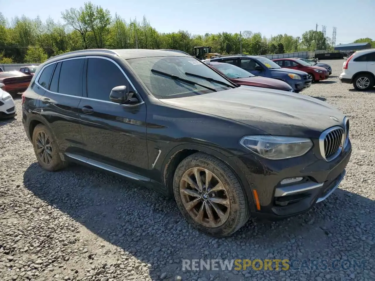 4 Photograph of a damaged car 5UXTR7C55KLR50132 BMW X3 2019