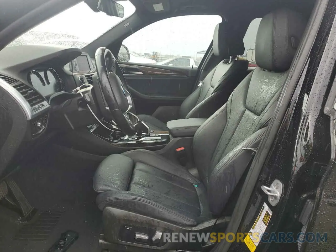 7 Photograph of a damaged car 5UXTR7C56KLE97383 BMW X3 2019