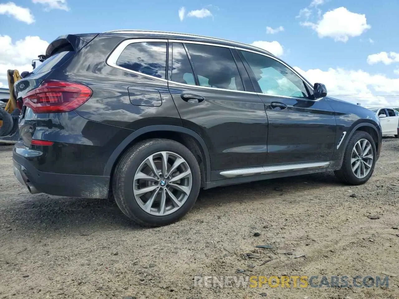 3 Photograph of a damaged car 5UXTR7C56KLF27949 BMW X3 2019