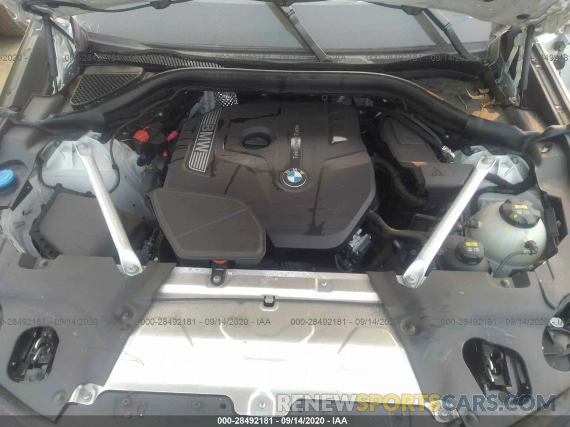 10 Photograph of a damaged car 5UXTR7C56KLF37638 BMW X3 2019