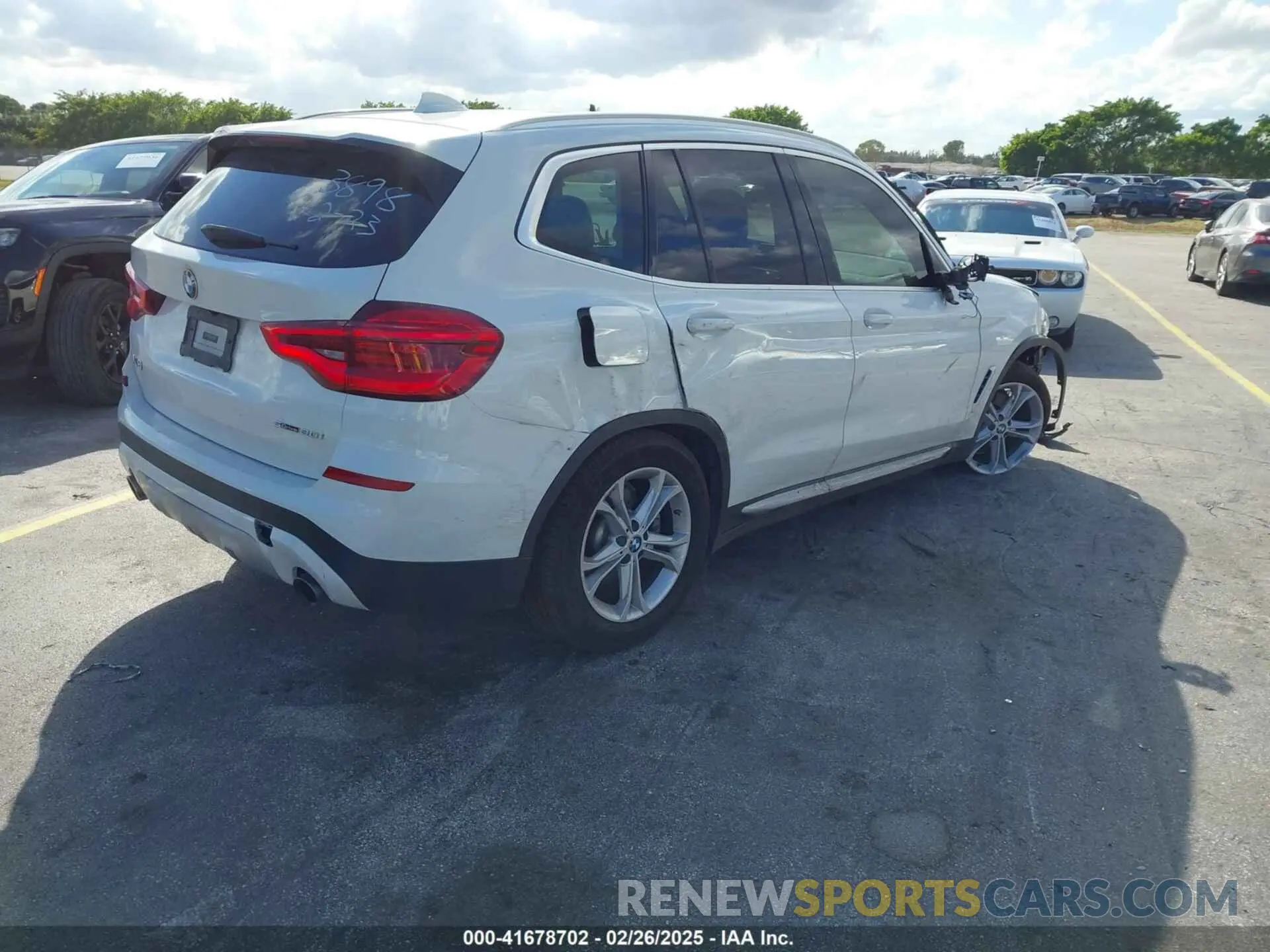 4 Photograph of a damaged car 5UXTR7C56KLR43898 BMW X3 2019