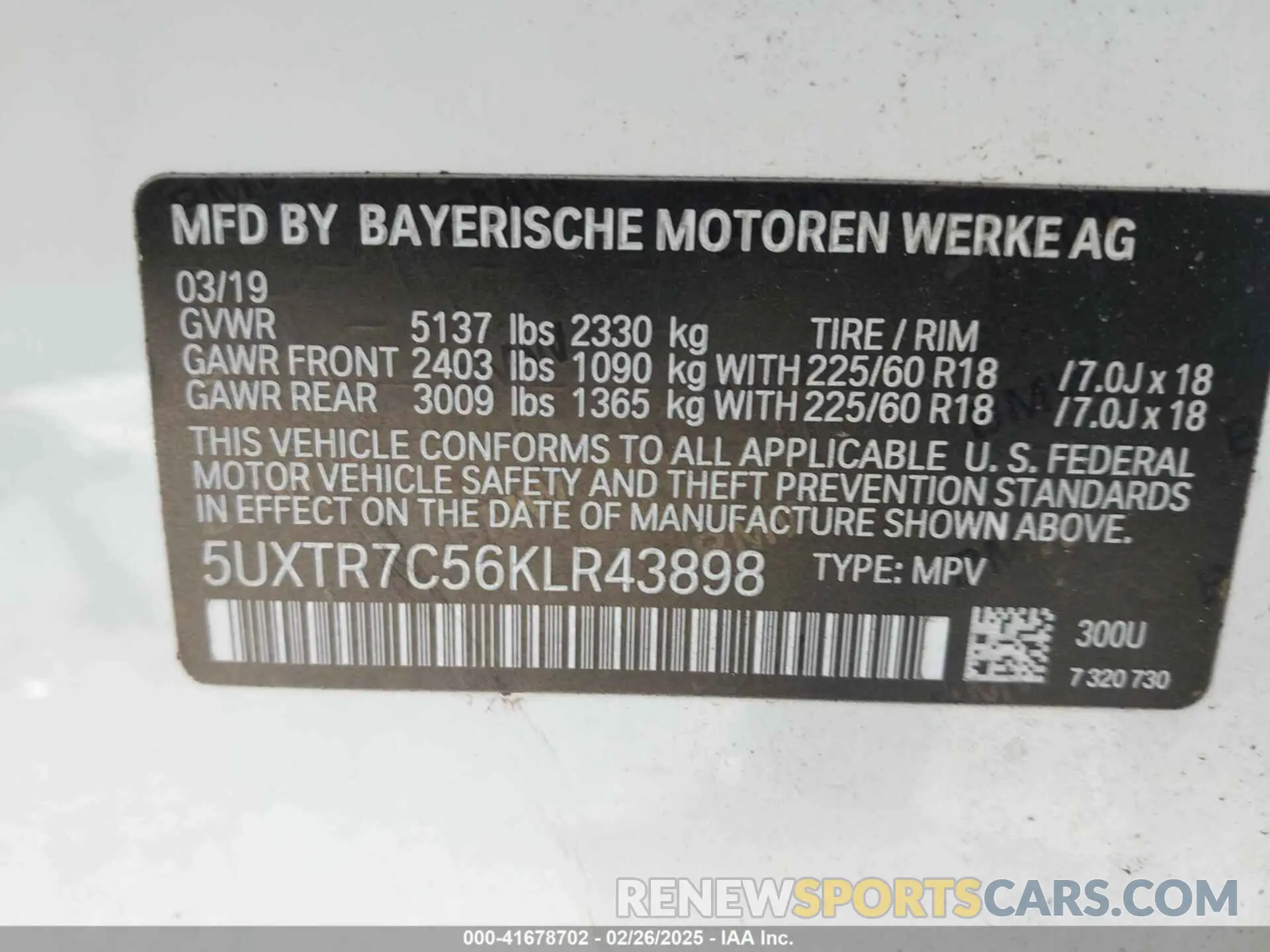 9 Photograph of a damaged car 5UXTR7C56KLR43898 BMW X3 2019