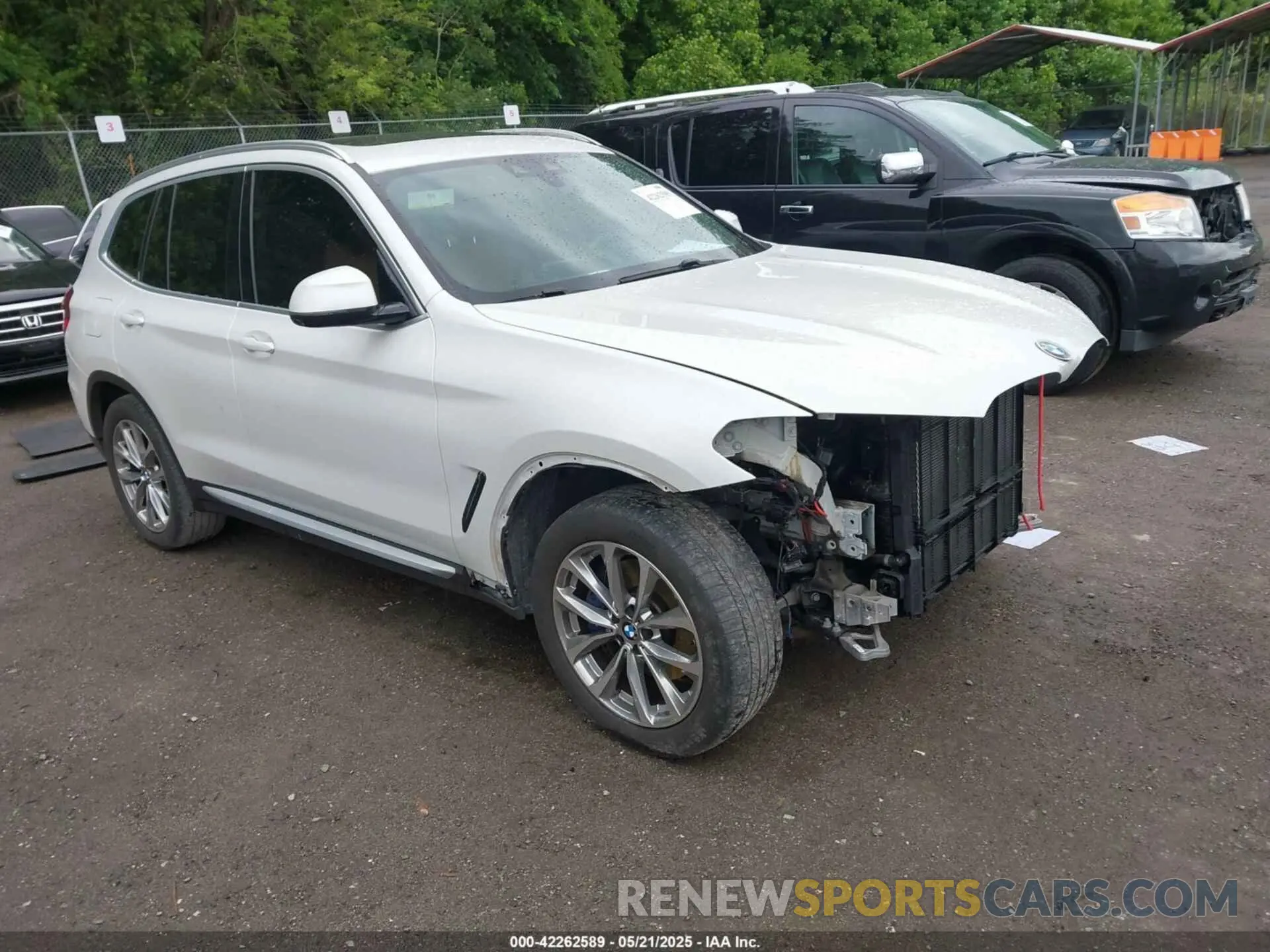 1 Photograph of a damaged car 5UXTR7C56KLR47112 BMW X3 2019