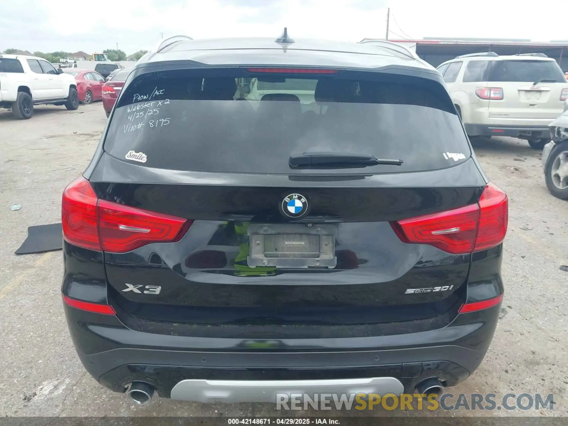 16 Фотография поврежденного автомобиля 5UXTR7C57KLA48195 BMW X3 2019