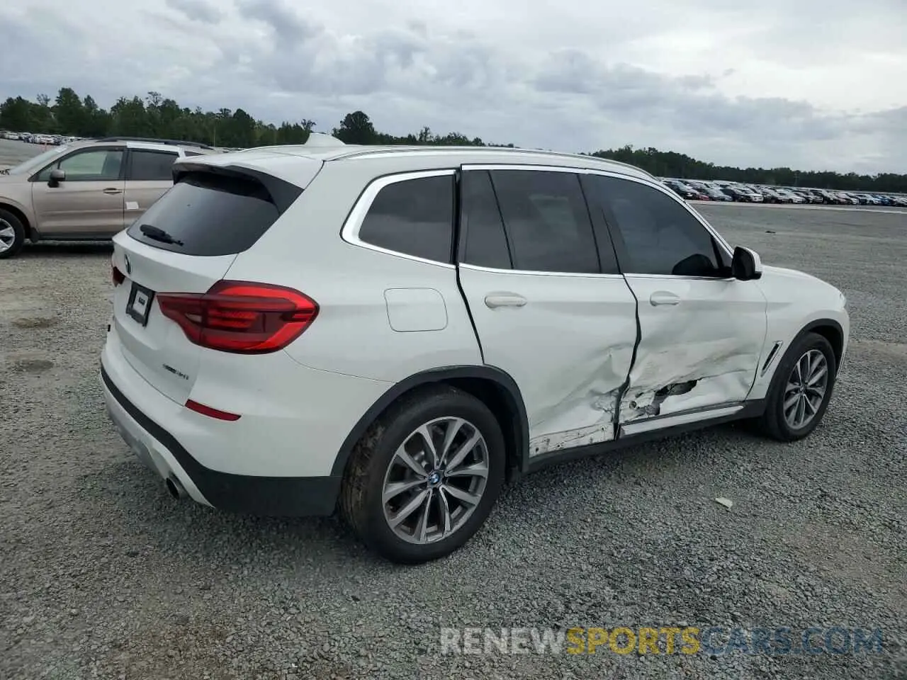 3 Photograph of a damaged car 5UXTR7C57KLE96632 BMW X3 2019