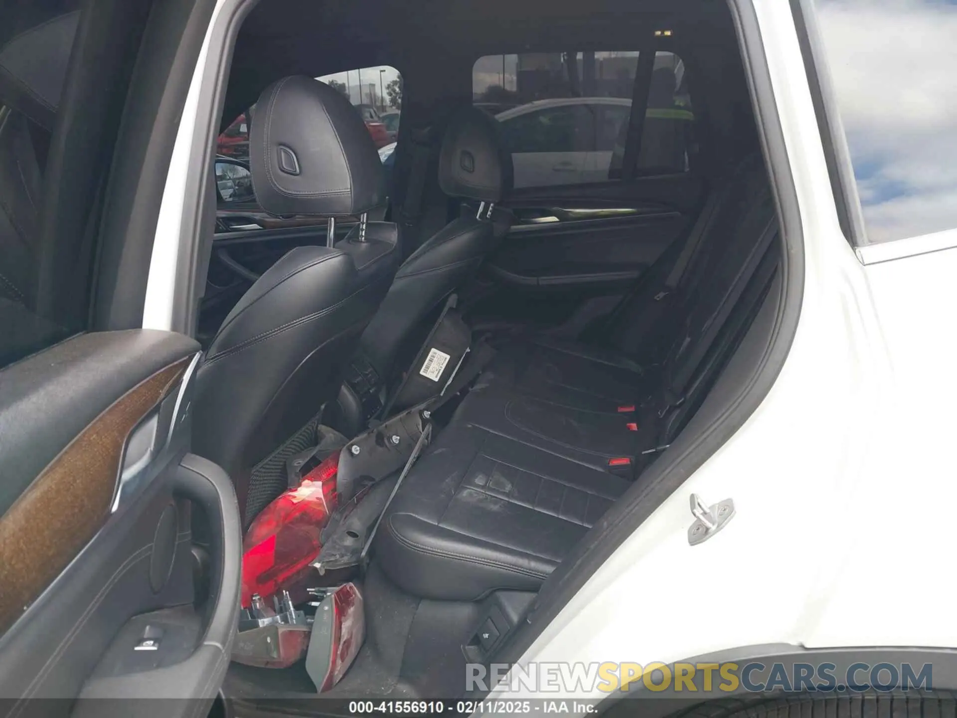 8 Фотография поврежденного автомобиля 5UXTR7C57KLF26406 BMW X3 2019