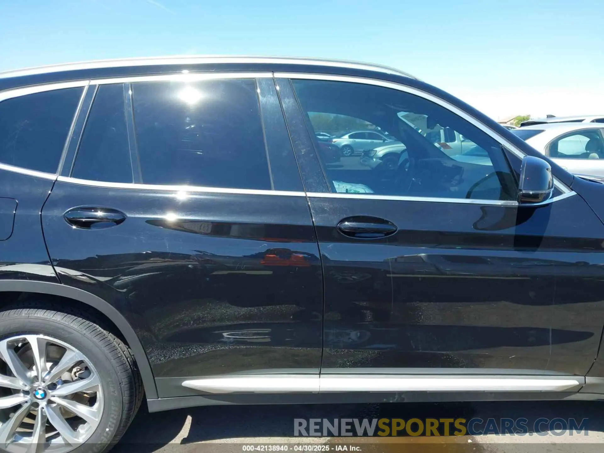 14 Photograph of a damaged car 5UXTR7C57KLF26499 BMW X3 2019