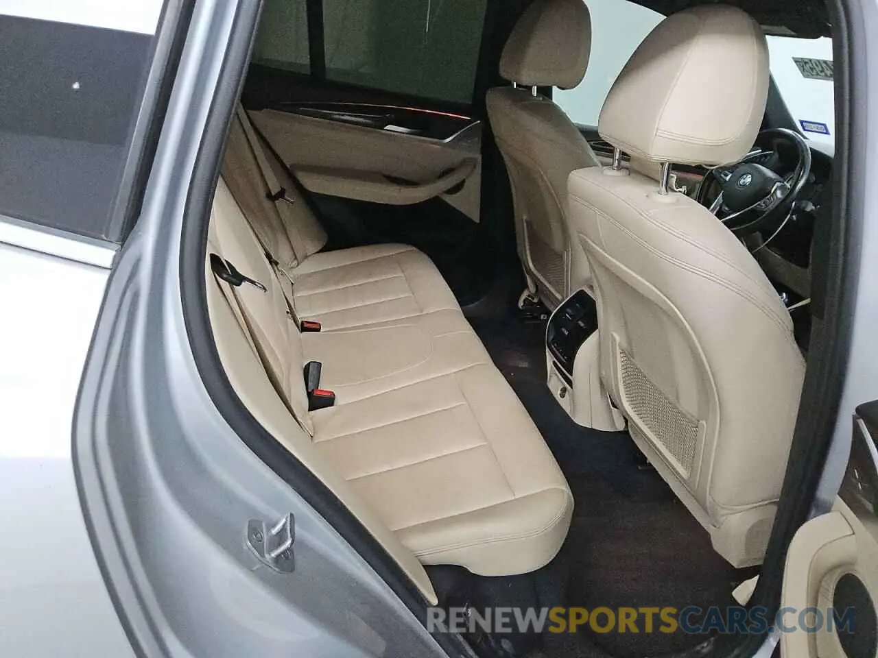 11 Фотография поврежденного автомобиля 5UXTR7C57KLF27832 BMW X3 2019