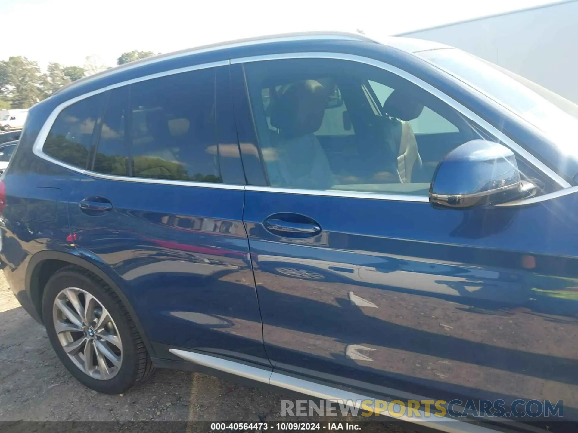 14 Photograph of a damaged car 5UXTR7C57KLF34635 BMW X3 2019