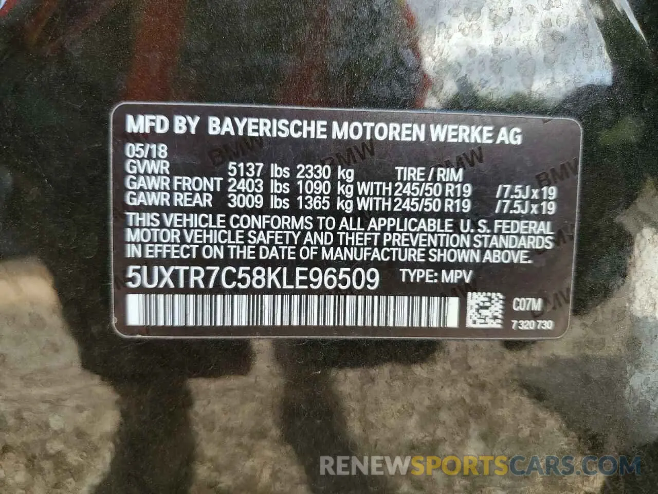 14 Photograph of a damaged car 5UXTR7C58KLE96509 BMW X3 2019