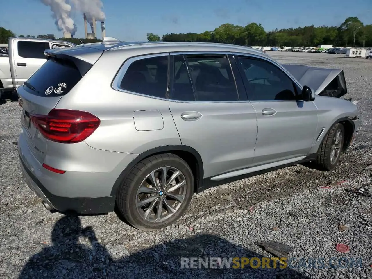 3 Photograph of a damaged car 5UXTR7C58KLF25216 BMW X3 2019