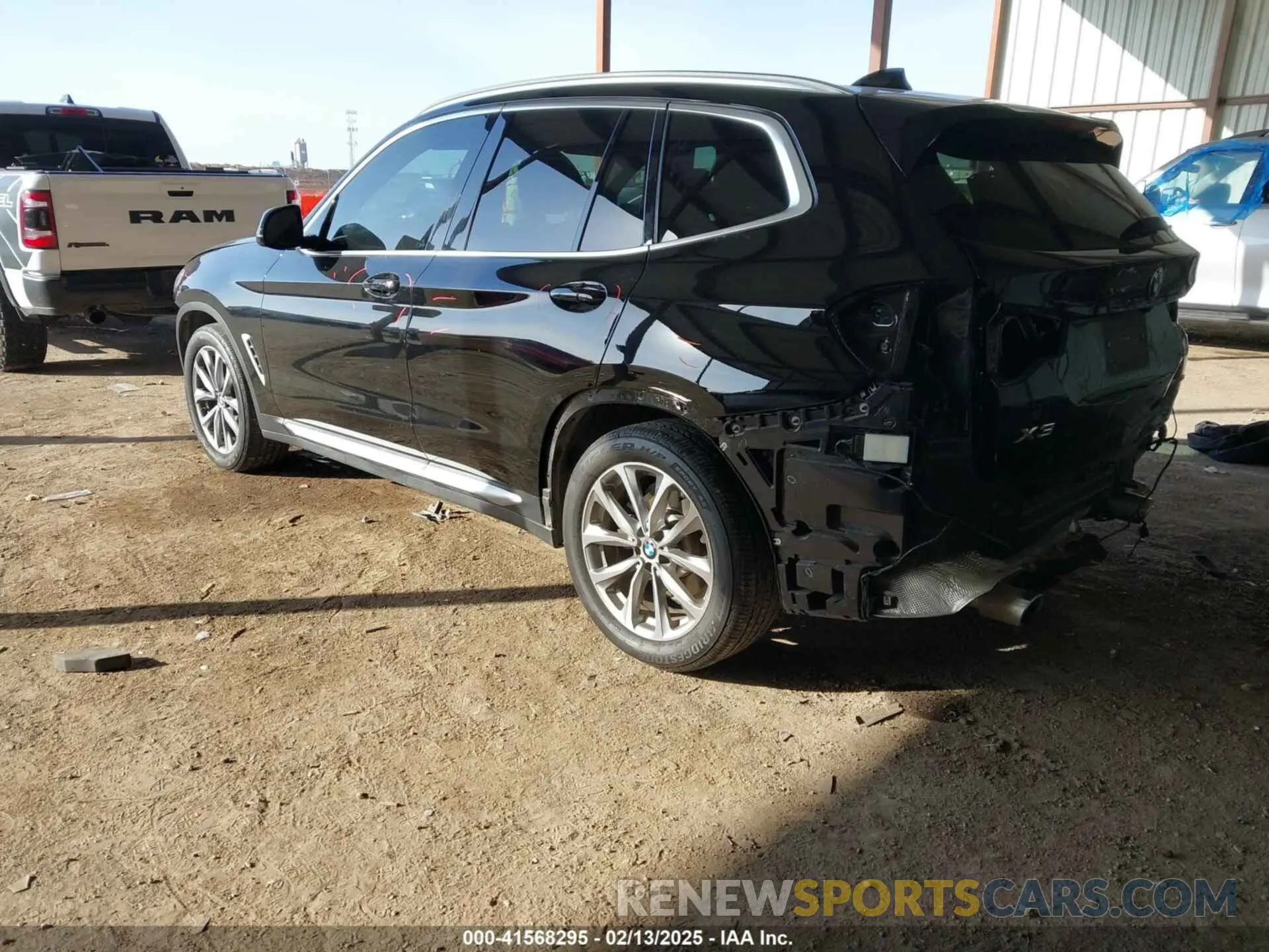 3 Photograph of a damaged car 5UXTR7C58KLF32117 BMW X3 2019