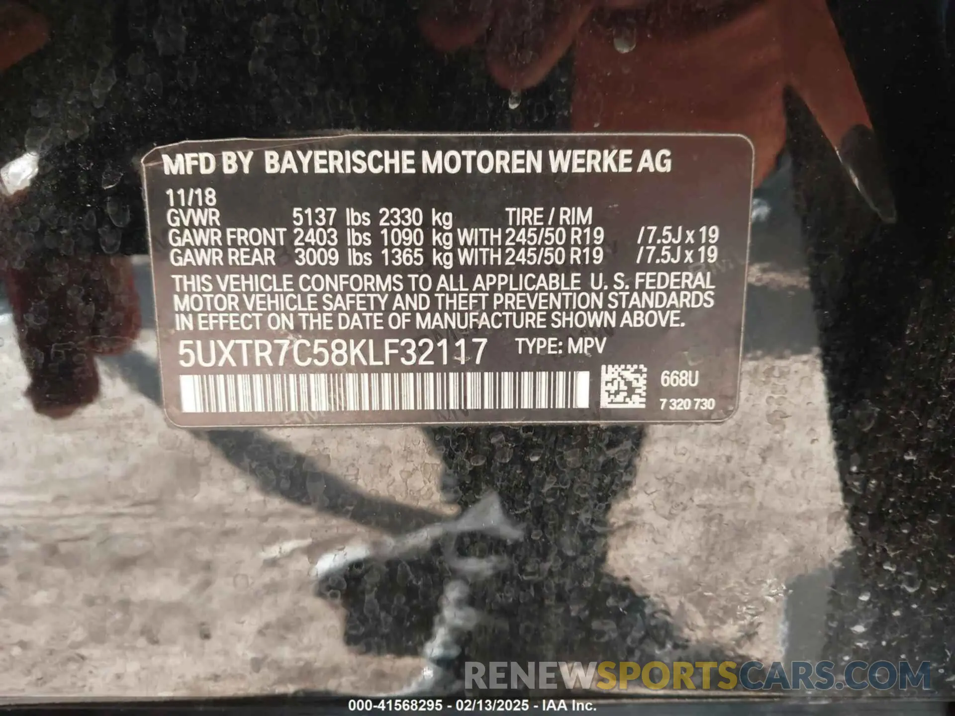 9 Photograph of a damaged car 5UXTR7C58KLF32117 BMW X3 2019