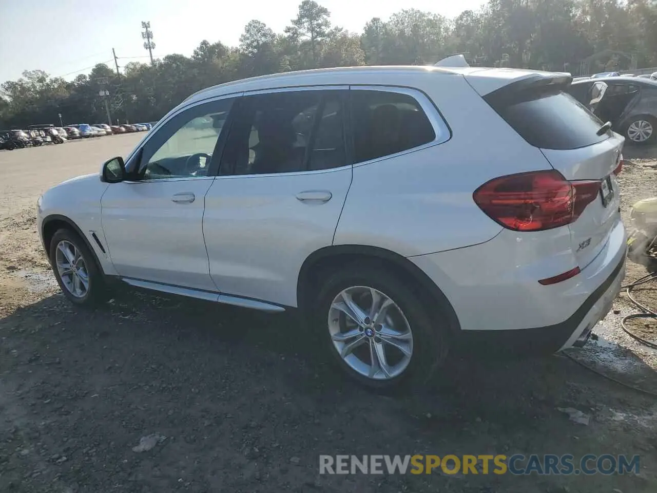 2 Фотография поврежденного автомобиля 5UXTR7C58KLF33011 BMW X3 2019