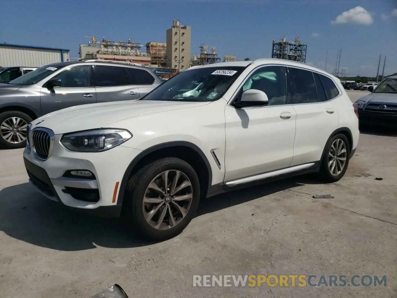 1 Photograph of a damaged car 5UXTR7C58KLF35017 BMW X3 2019