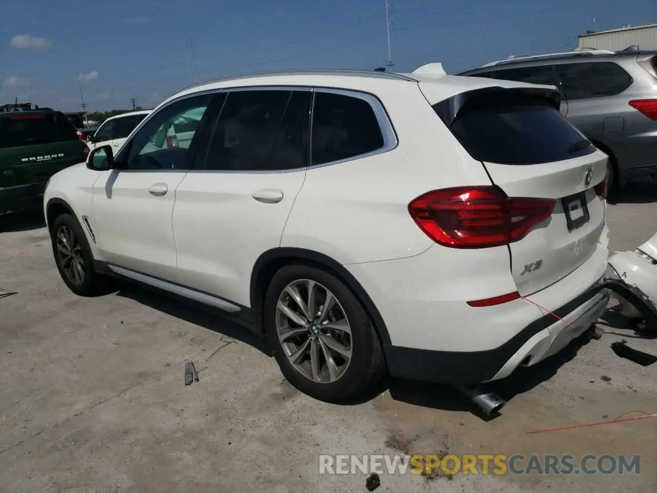 2 Photograph of a damaged car 5UXTR7C58KLF35017 BMW X3 2019