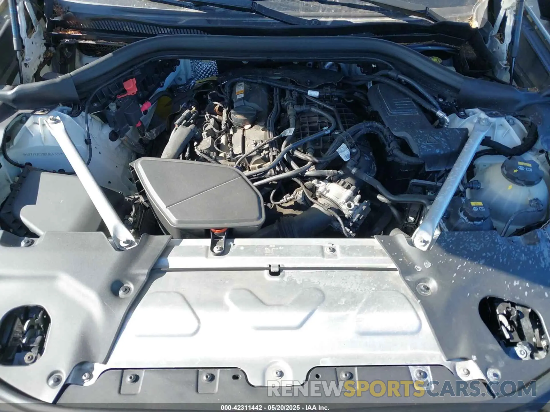 10 Фотография поврежденного автомобиля 5UXTR7C58KLR46723 BMW X3 2019