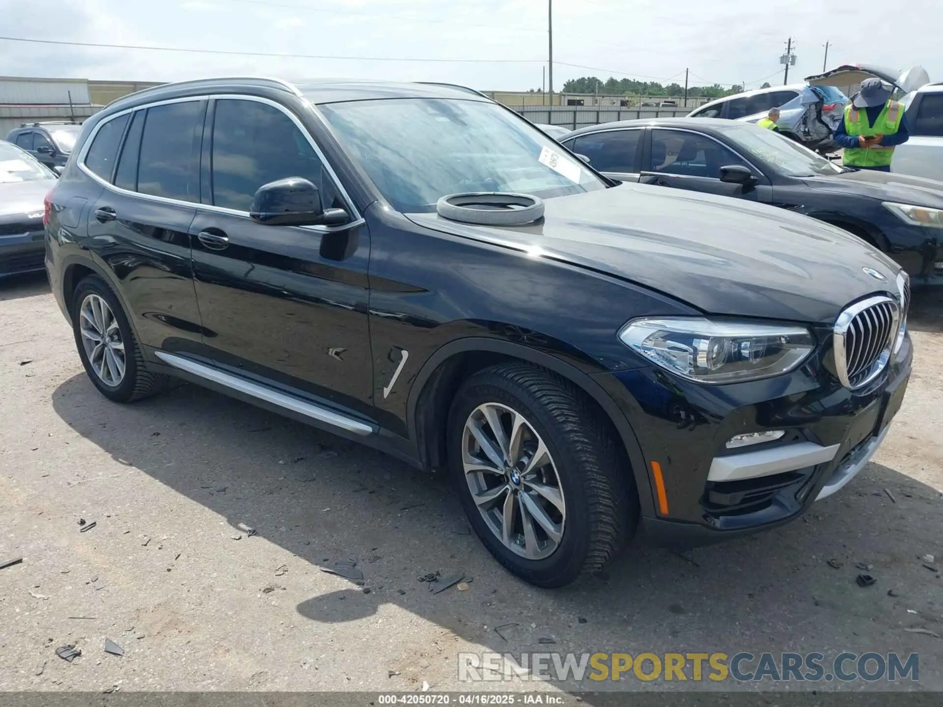 1 Фотография поврежденного автомобиля 5UXTR7C58KLR49721 BMW X3 2019