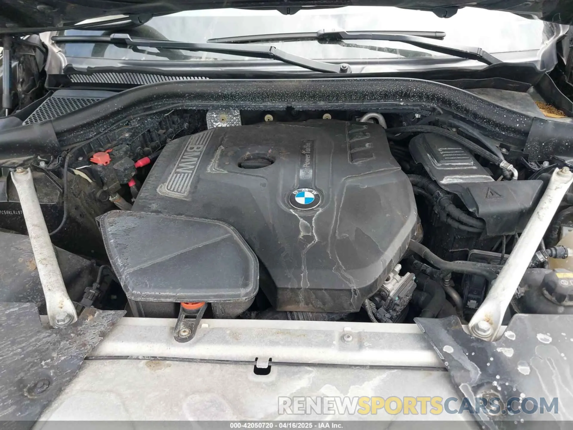 10 Фотография поврежденного автомобиля 5UXTR7C58KLR49721 BMW X3 2019