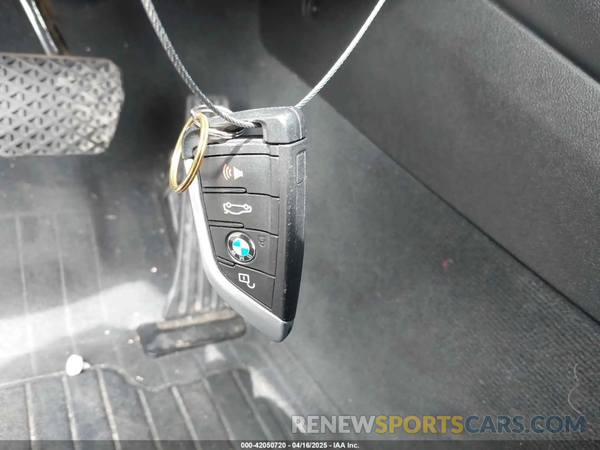 11 Фотография поврежденного автомобиля 5UXTR7C58KLR49721 BMW X3 2019