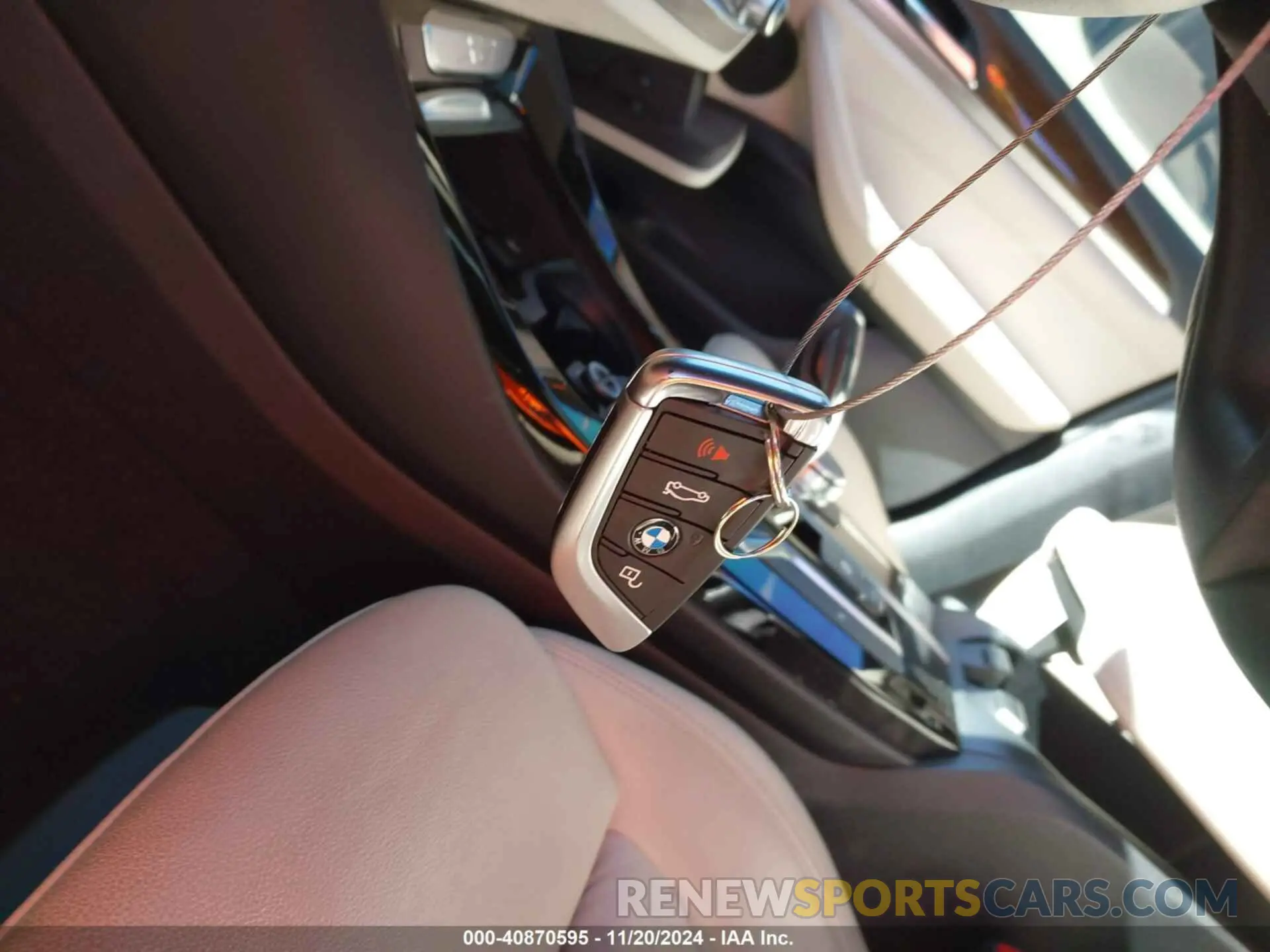 11 Photograph of a damaged car 5UXTR7C59KLF30814 BMW X3 2019