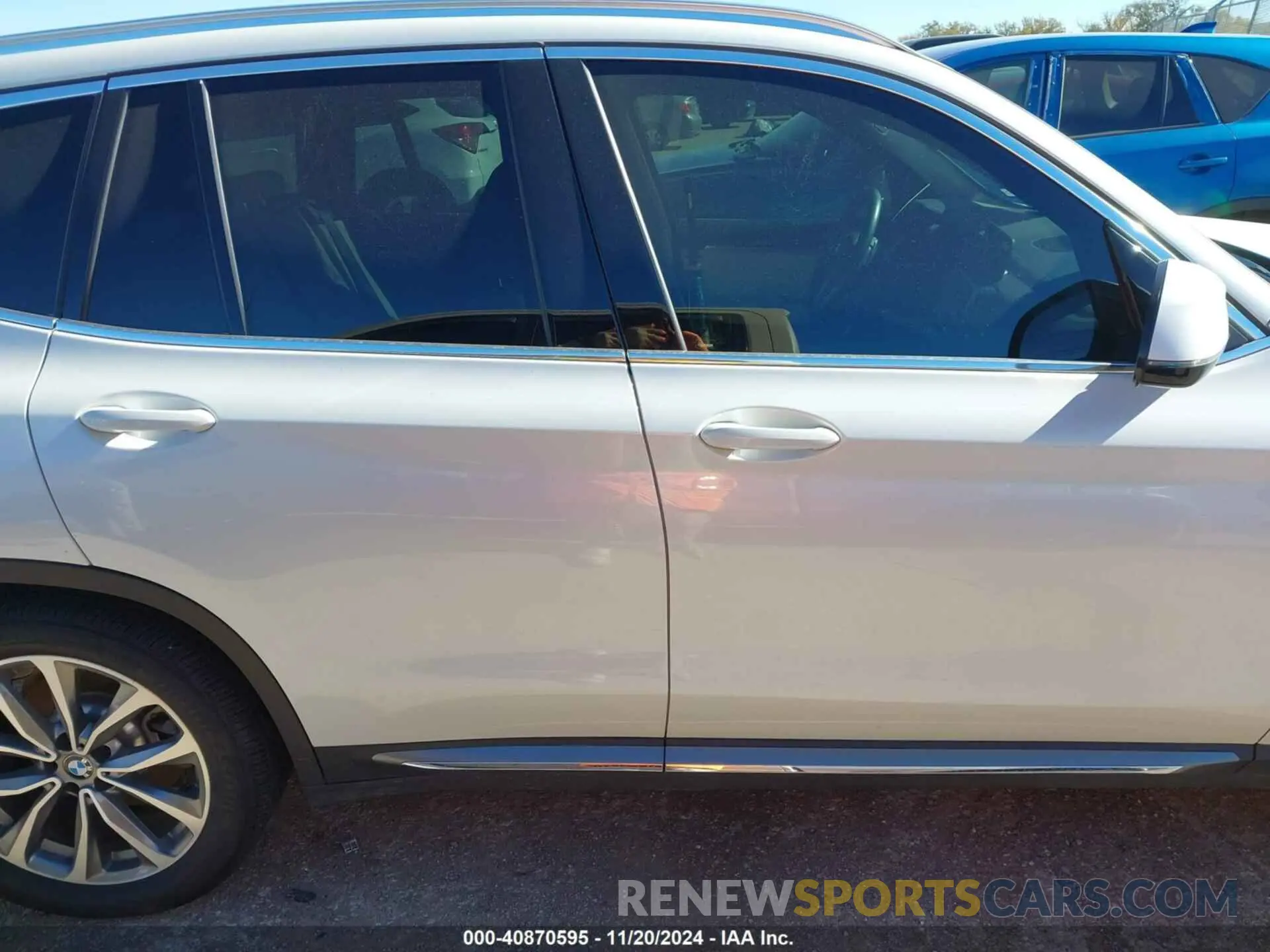 13 Photograph of a damaged car 5UXTR7C59KLF30814 BMW X3 2019