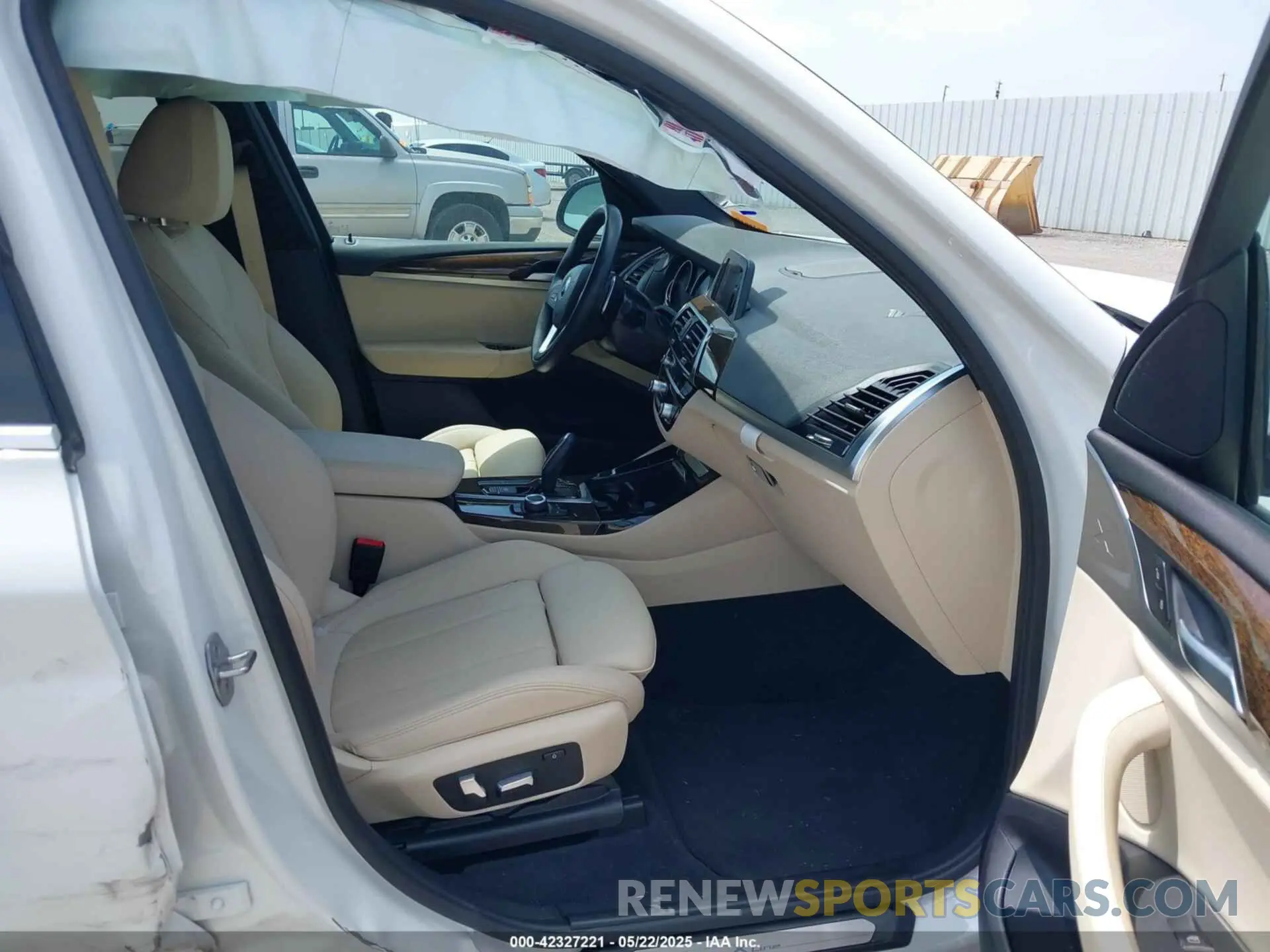 5 Фотография поврежденного автомобиля 5UXTR7C59KLR38680 BMW X3 2019