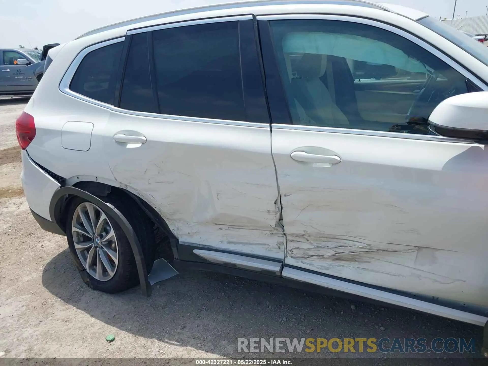 6 Фотография поврежденного автомобиля 5UXTR7C59KLR38680 BMW X3 2019