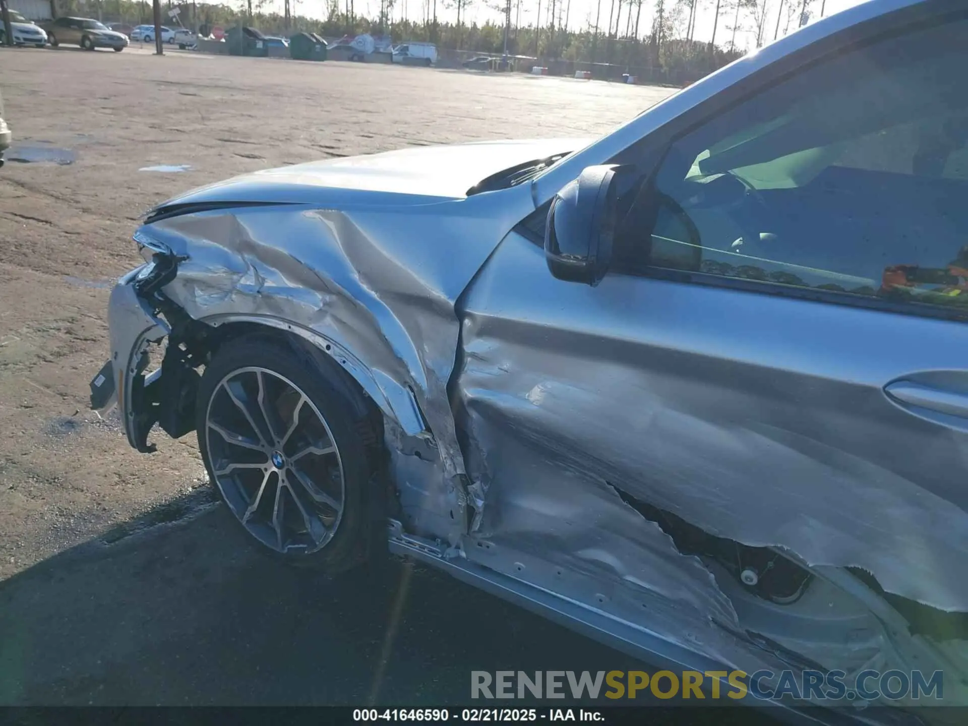 6 Photograph of a damaged car 5UXTR7C59KLR50294 BMW X3 2019