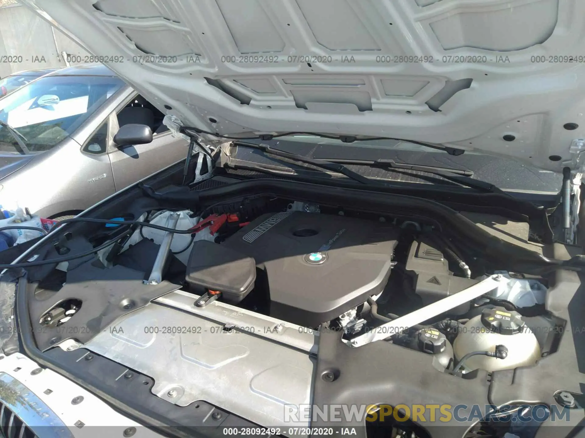 10 Photograph of a damaged car 5UXTR7C5XKLF27758 BMW X3 2019