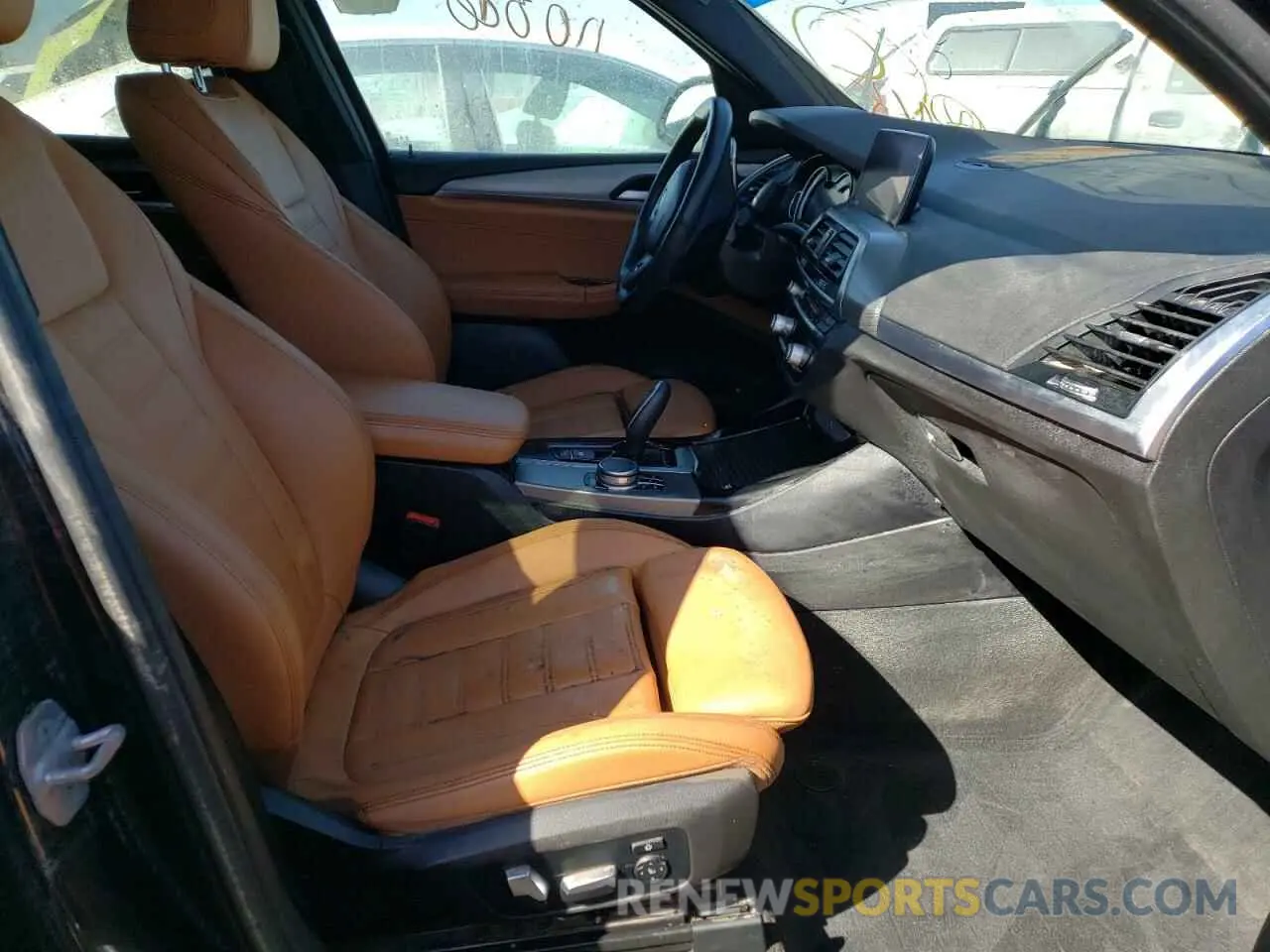 5 Фотография поврежденного автомобиля 5UXTR7C5XKLF32622 BMW X3 2019