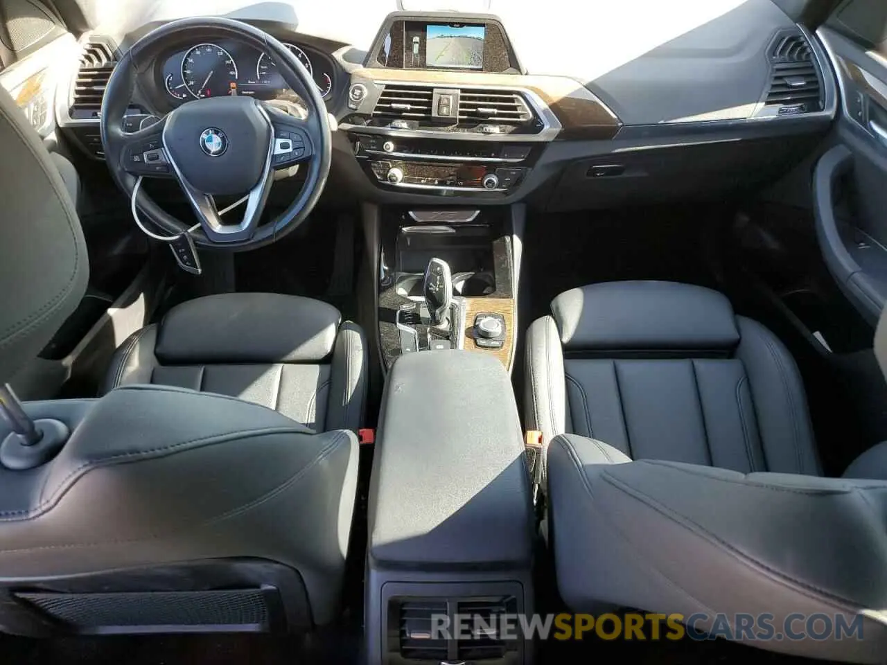 8 Photograph of a damaged car 5UXTR7C5XKLF33401 BMW X3 2019
