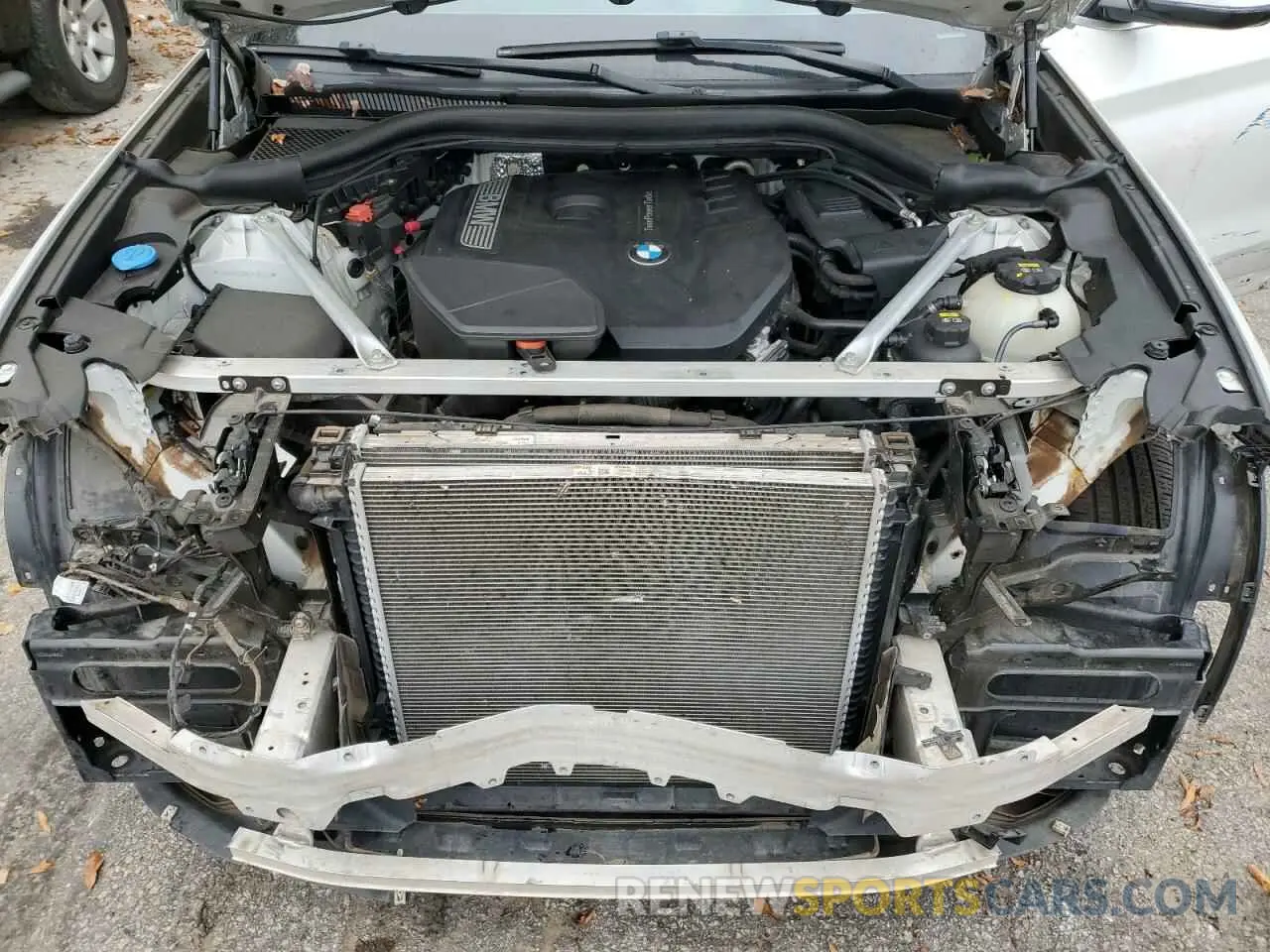 11 Photograph of a damaged car 5UXTR7C5XKLF36315 BMW X3 2019