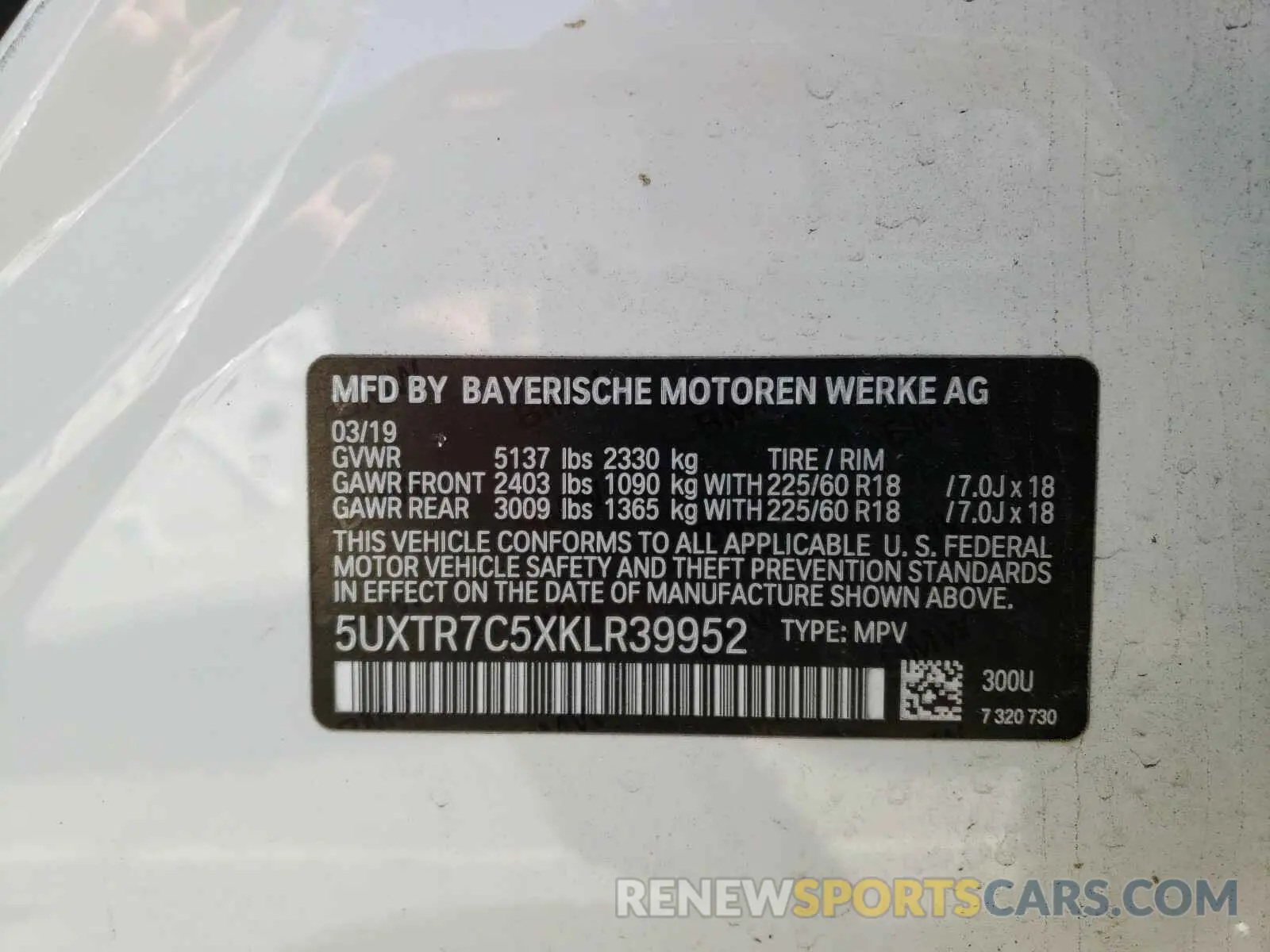 10 Photograph of a damaged car 5UXTR7C5XKLR39952 BMW X3 2019