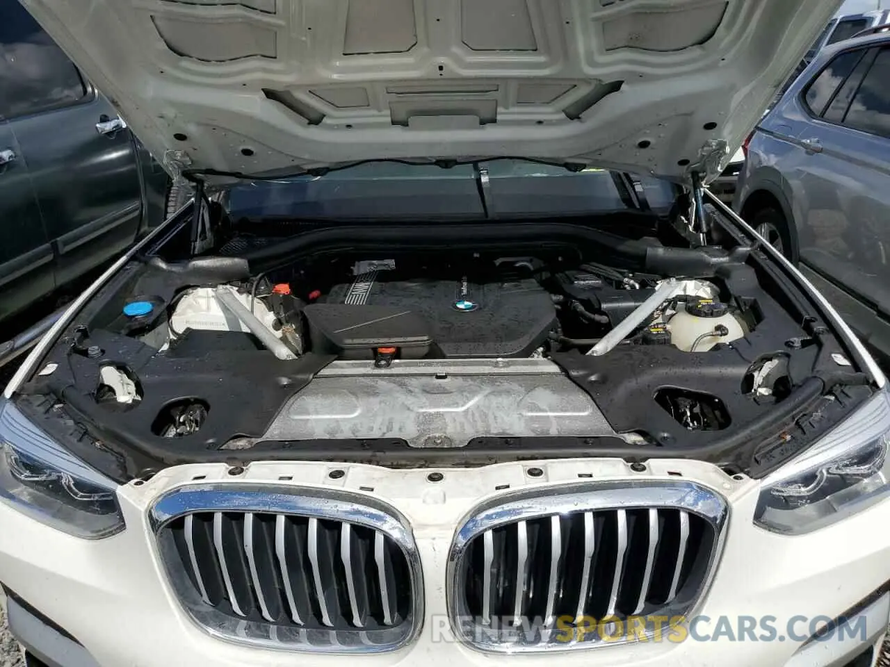 12 Фотография поврежденного автомобиля 5UXTR9C50KLD92947 BMW X3 2019