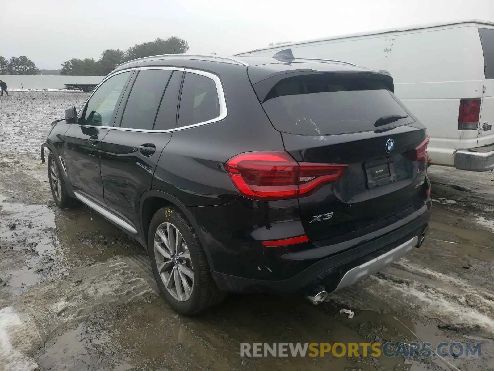 3 Photograph of a damaged car 5UXTR9C50KLE19922 BMW X3 2019