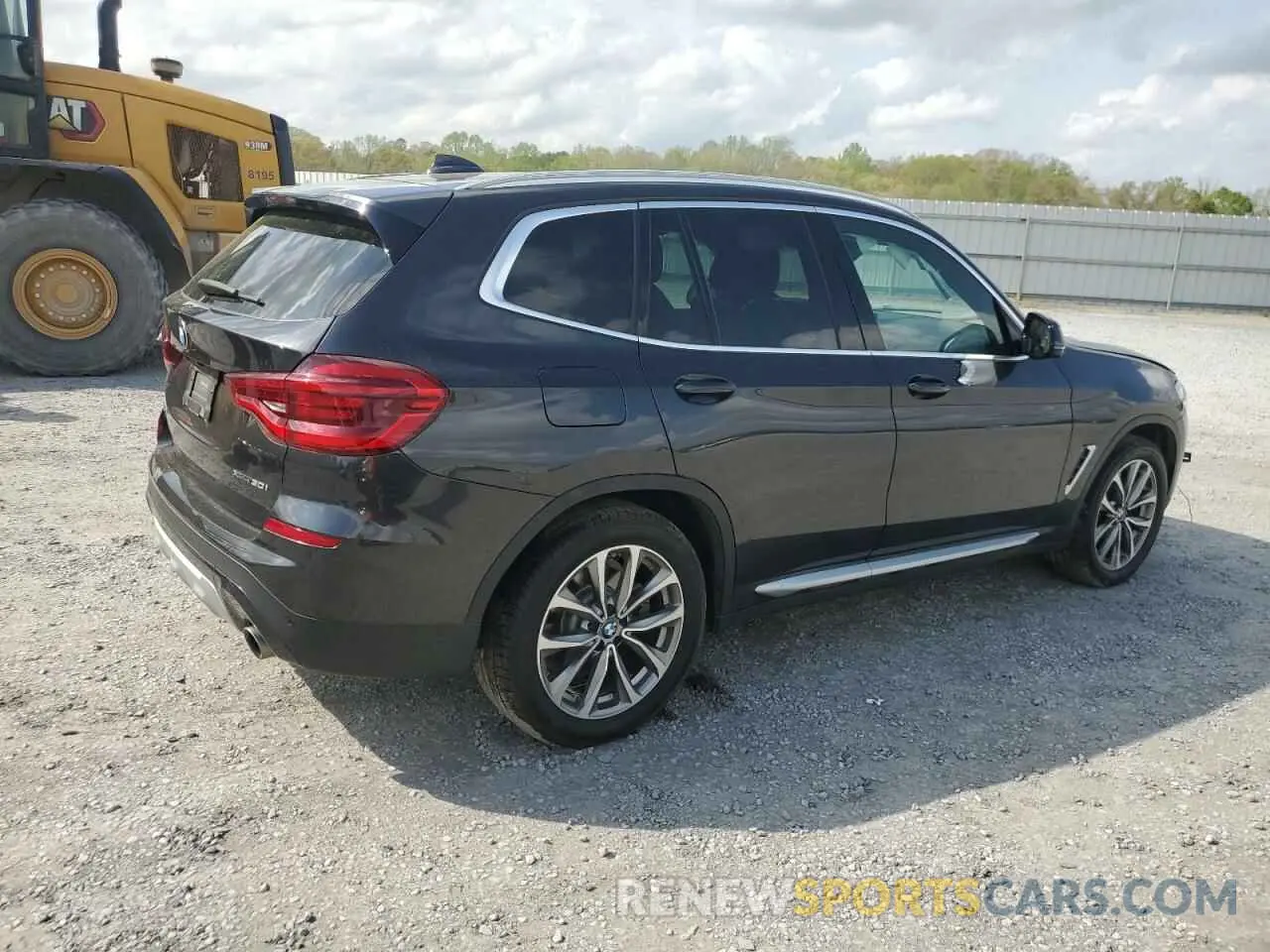 3 Photograph of a damaged car 5UXTR9C50KLP84646 BMW X3 2019