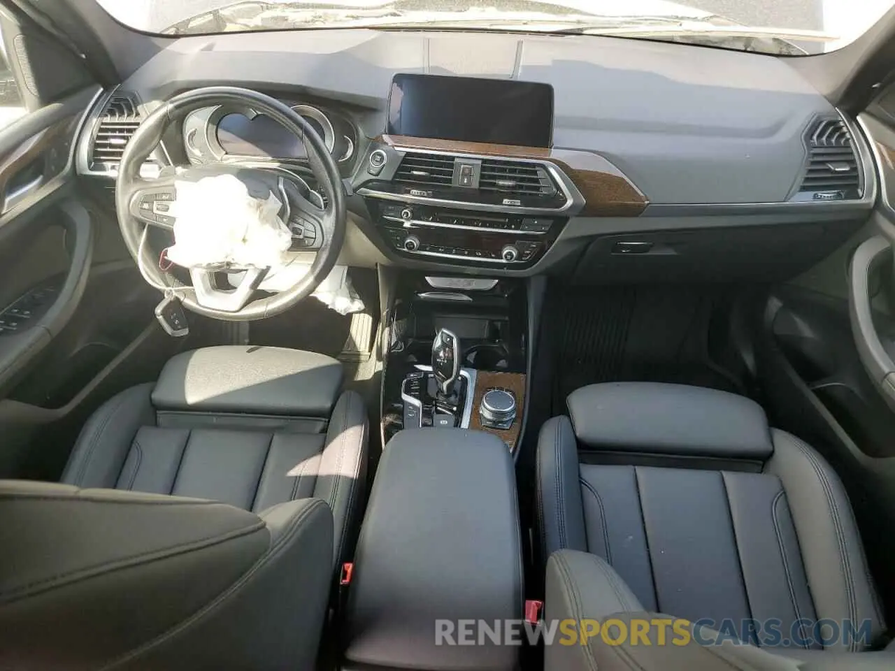 8 Photograph of a damaged car 5UXTR9C50KLP84646 BMW X3 2019